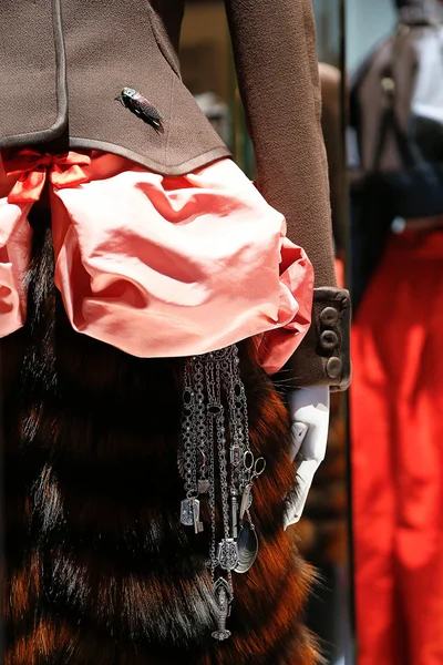 Look 48